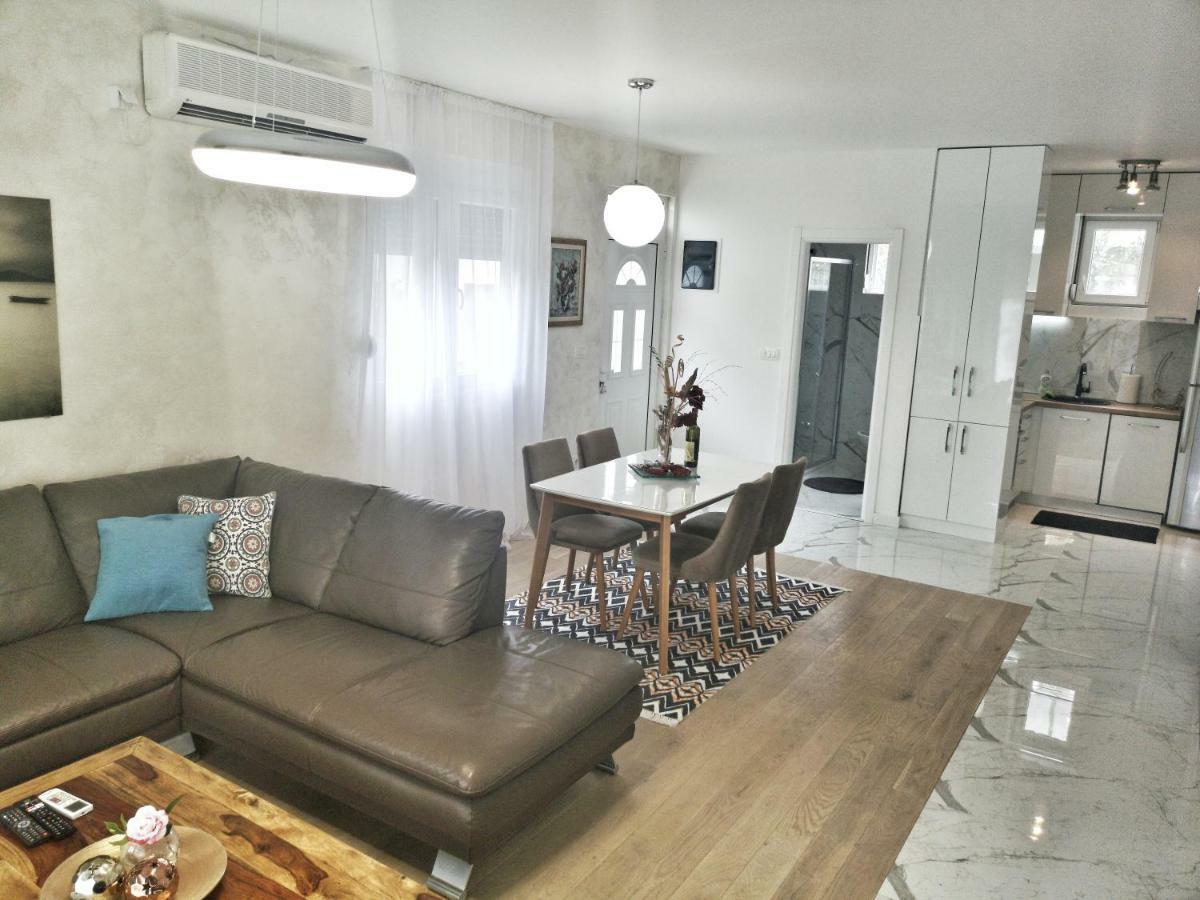 Apartments Tivat Kültér fotó
